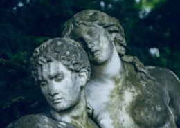 Stein Statuen